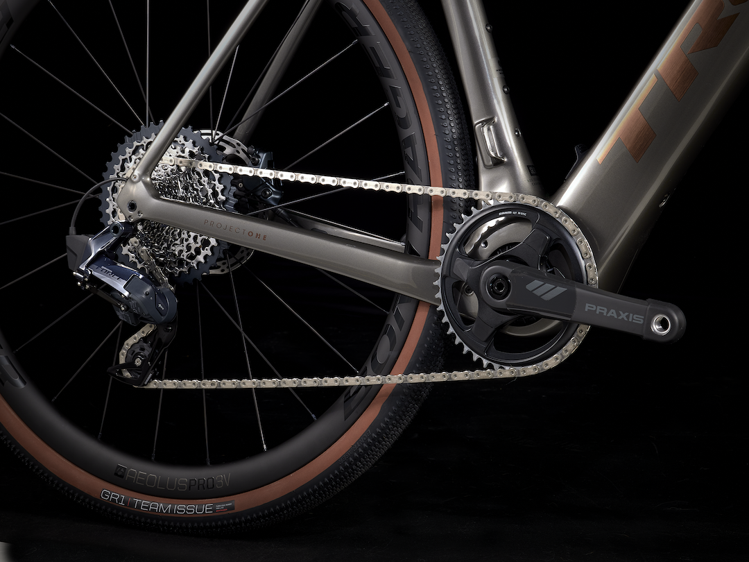 BIKE TREK DOMANE+ SLR 7 2023