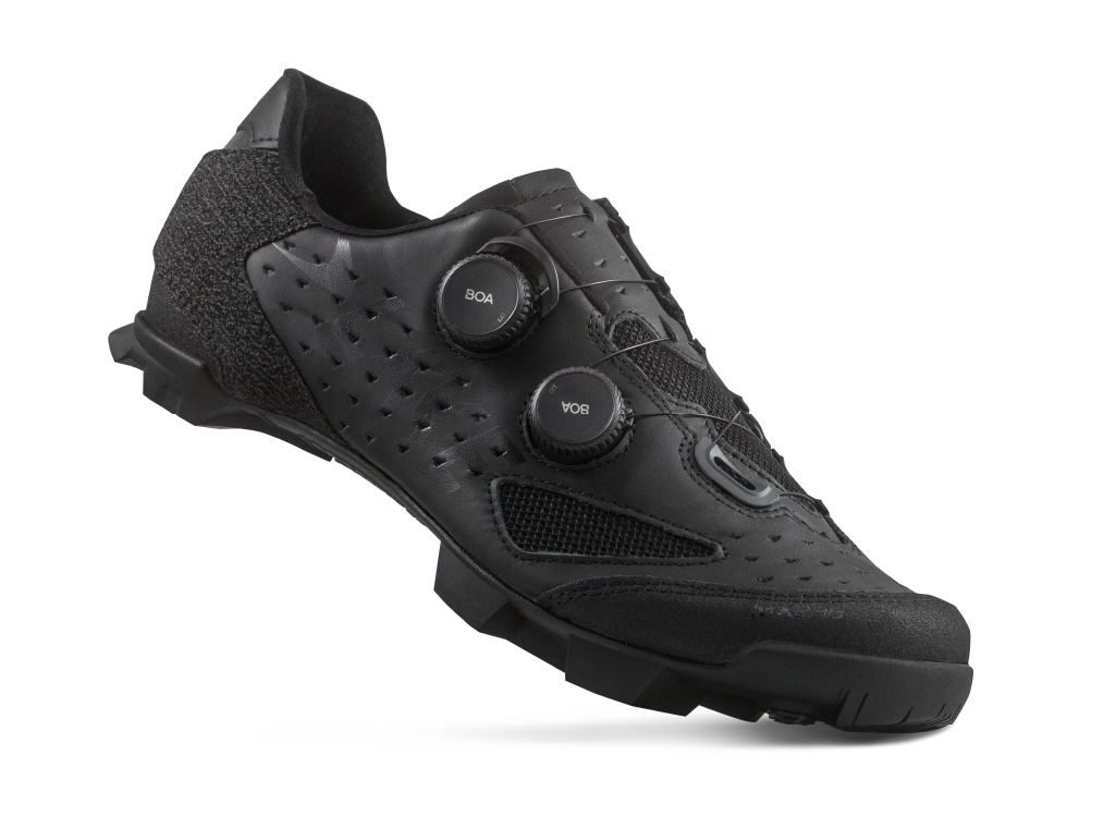 SHOE LAKE MX238