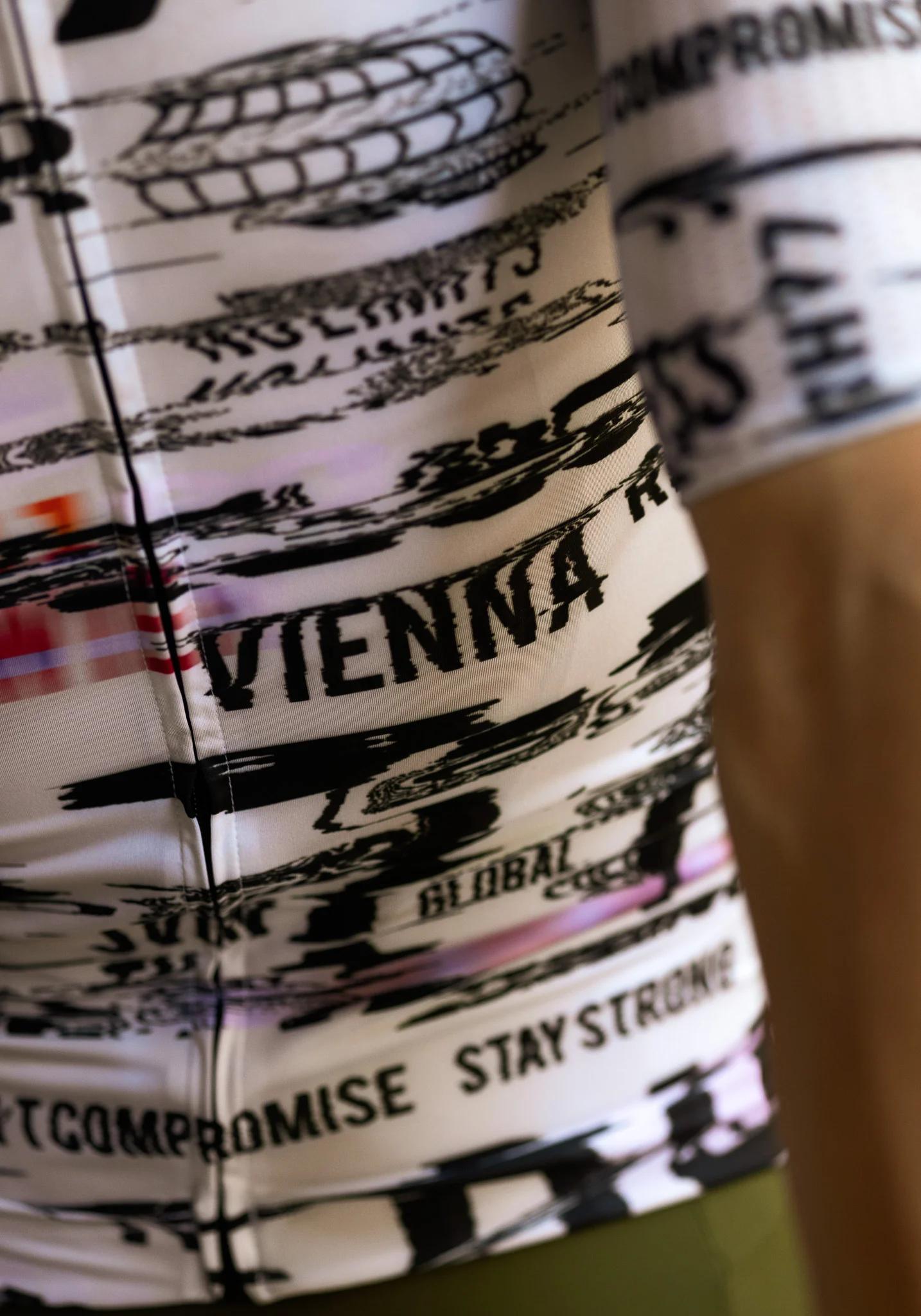 RH77 Glitch Jersey