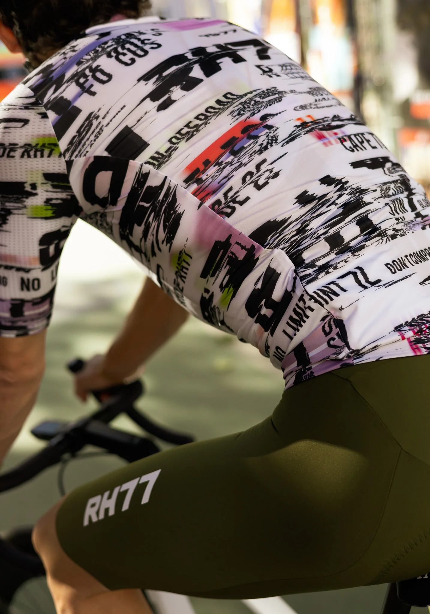 RH77 Glitch Jersey